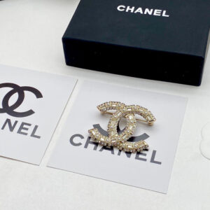 CHANEL BROCHURE