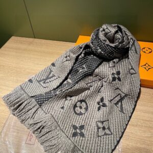 LOUIS VUITTON SCARF