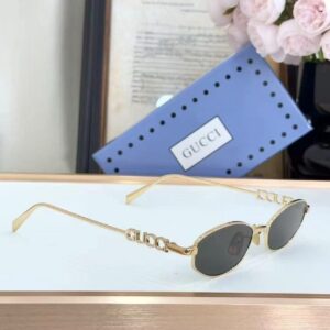 GUCCI OVAL SUNGLASSES