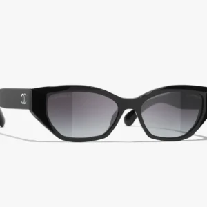 CHANEL CAT EYE
